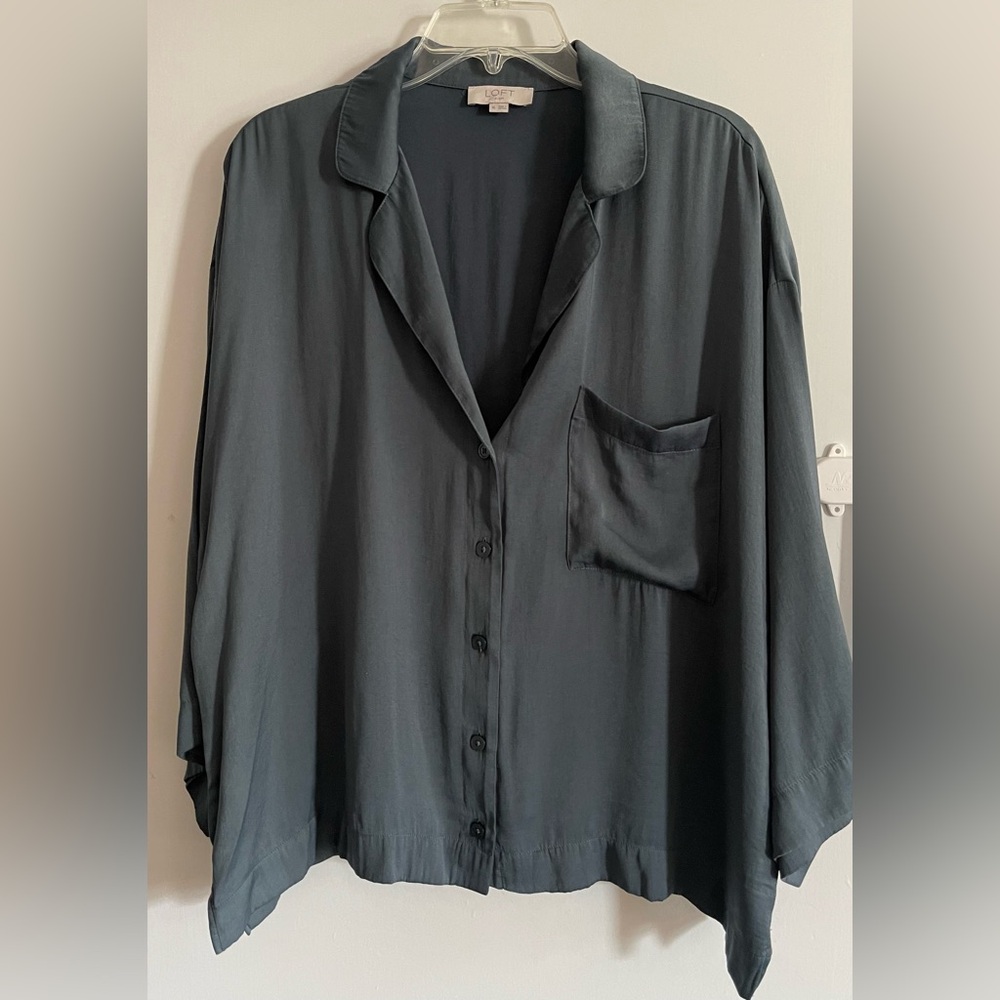 LOFT Sleep Pajama Top.  Cropped w/Cropped Sleeves.  XL Sage Gray